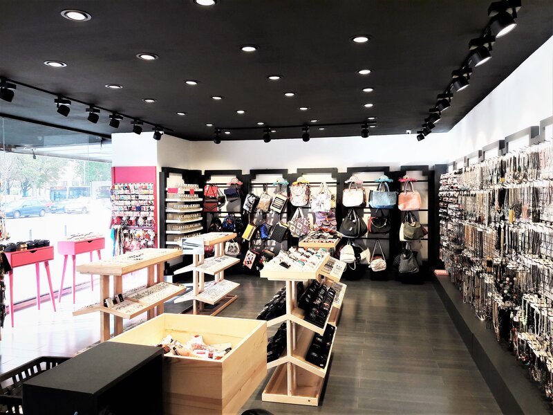 Gheorghe Magheru 12-14, Piata Romana